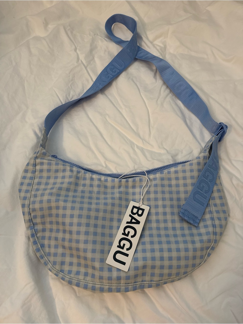 NWT Baggu Medium Crescent Bag - Light Blue Gingham - Picture 2 of 7